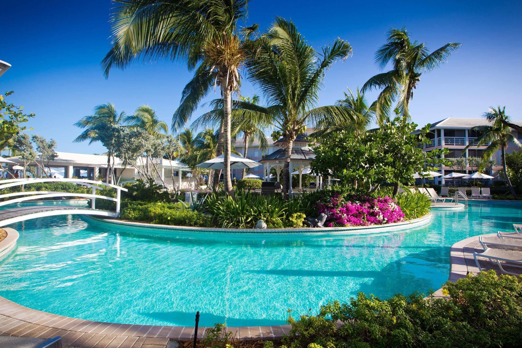 Ocean Club West Resort เกรซเบย์ ภายนอก รูปภาพ